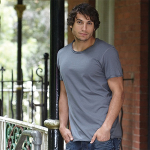 JOE 300 300 T shirts – the travel secret of the stars